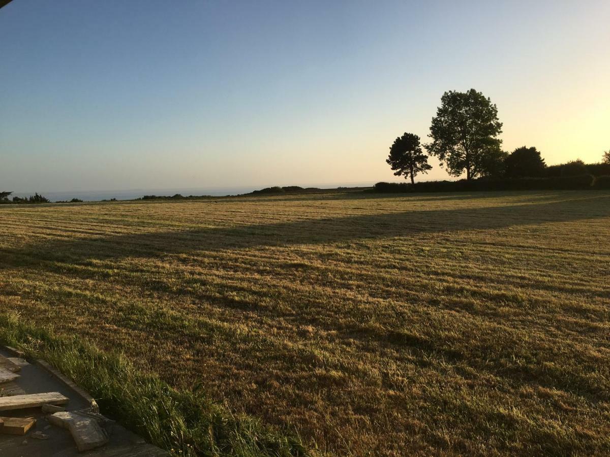 Gite Des Falaises De Champeaux Exterior foto